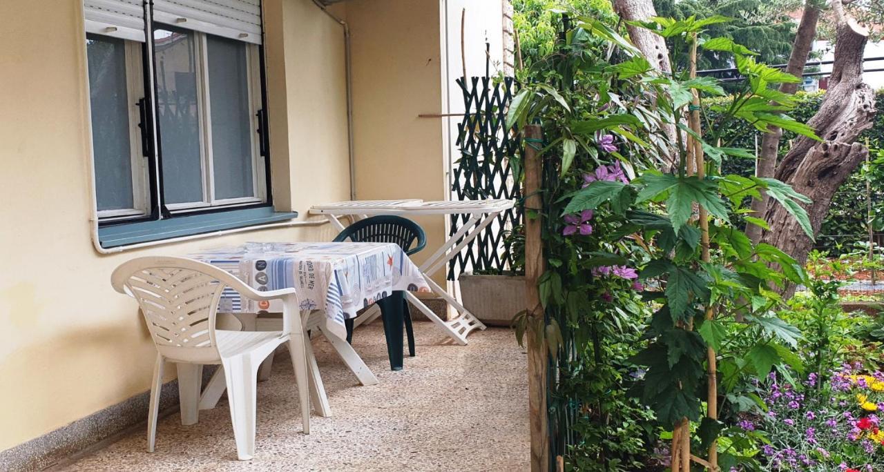 Cecillia Mare Apartments روفينج المظهر الخارجي الصورة