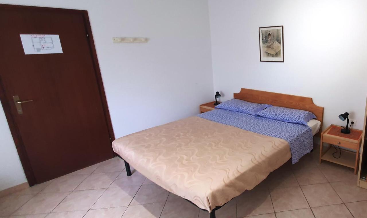 Cecillia Mare Apartments روفينج المظهر الخارجي الصورة