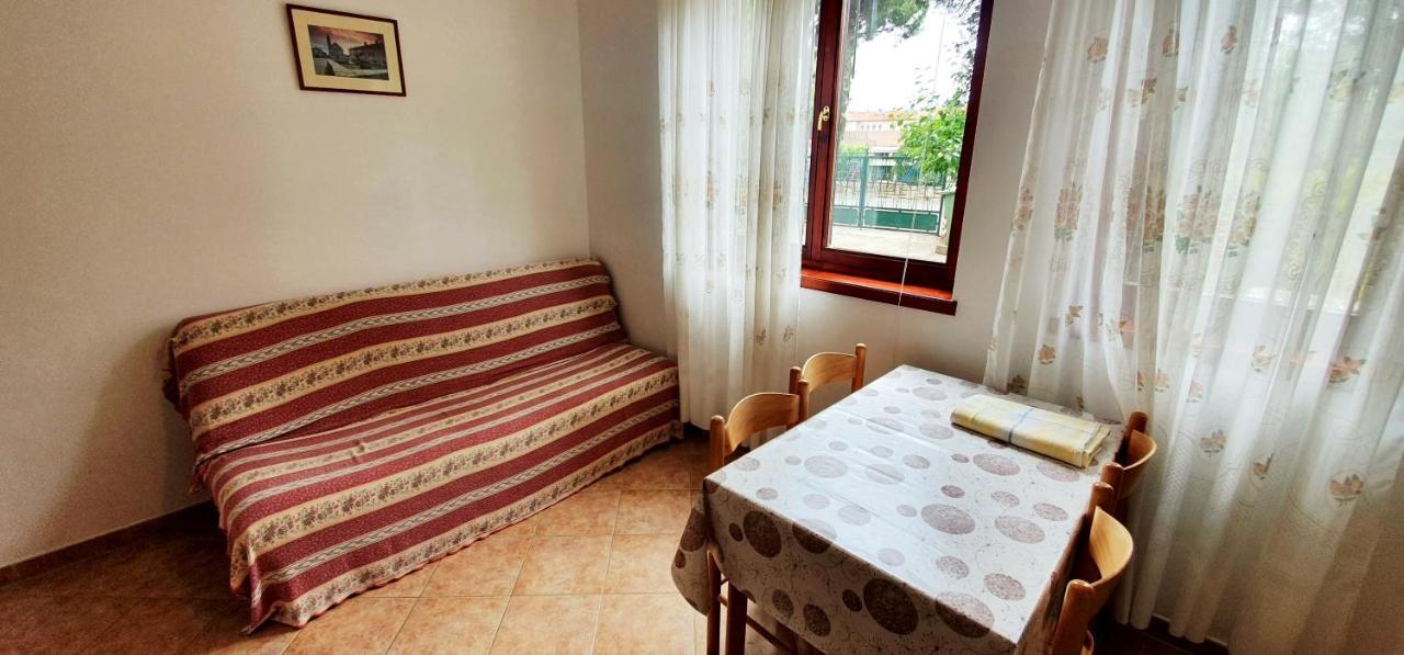 Cecillia Mare Apartments روفينج المظهر الخارجي الصورة