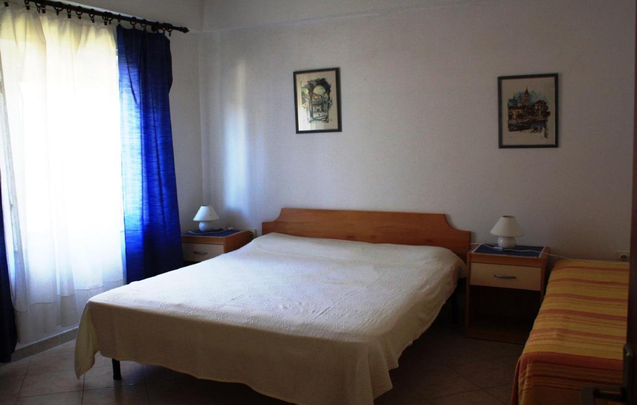 Cecillia Mare Apartments روفينج المظهر الخارجي الصورة