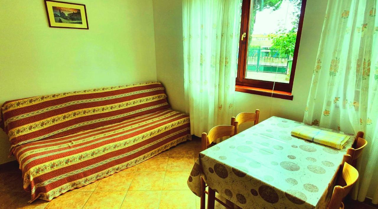 Cecillia Mare Apartments روفينج المظهر الخارجي الصورة